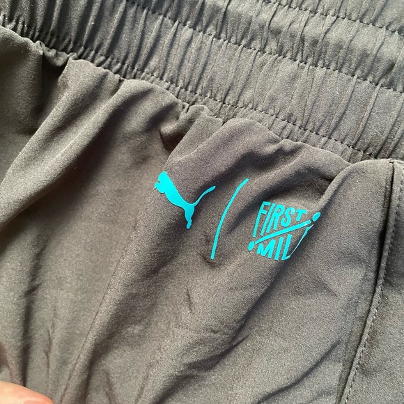 PUMA x First Mile Running 2in1 Retro style pink/teal/black running shorts - Picture 5 of 6